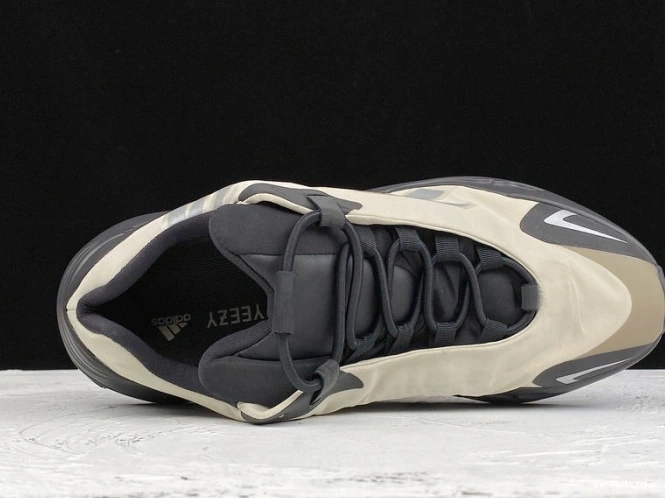 Bone FY3729 MNVN 700 Yeezy Adidas Boost 0716